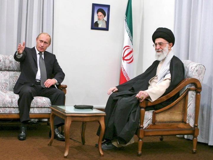 russian president vladimir putin iranian supreme leader ayatollah ali khamenei mahmoud ahmadinejad russia iran.jpg