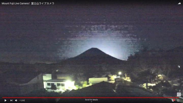 Mt Fuji 2020-01-31 (4-55 am) What Causes This-FS.jpg