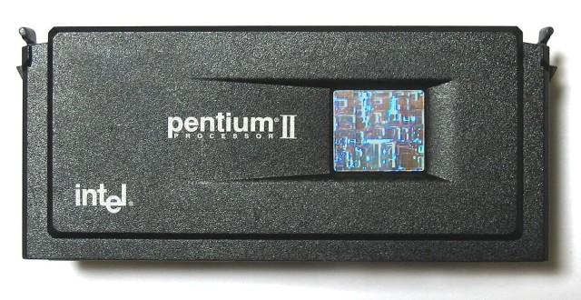 1200px-Intel_Pentium_II_350_MHz.jpg.9f2bcf689f22d831f5efec0ddf6db2d0.jpg